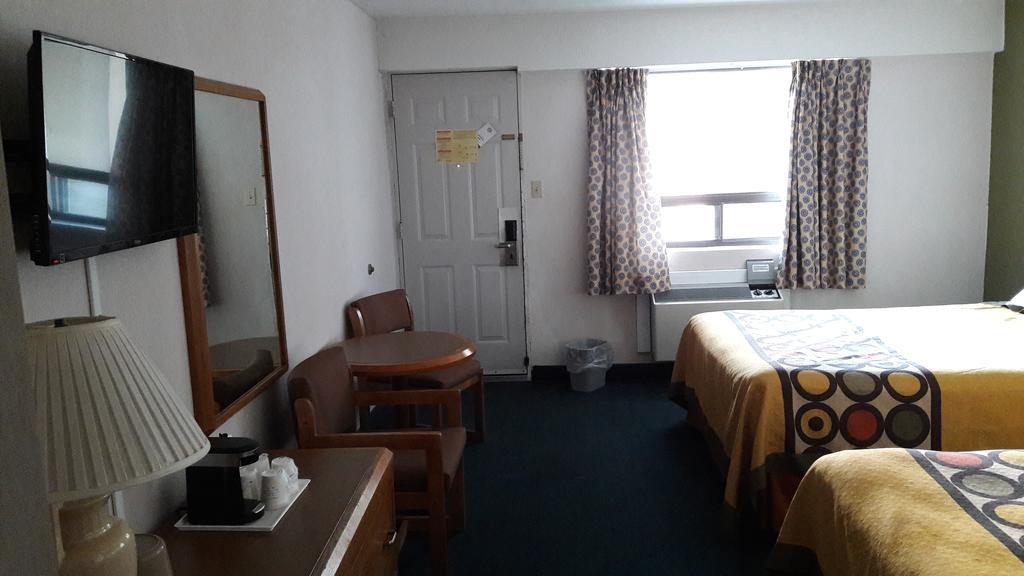 Super 8 By Wyndham Niagara Falls North Luaran gambar